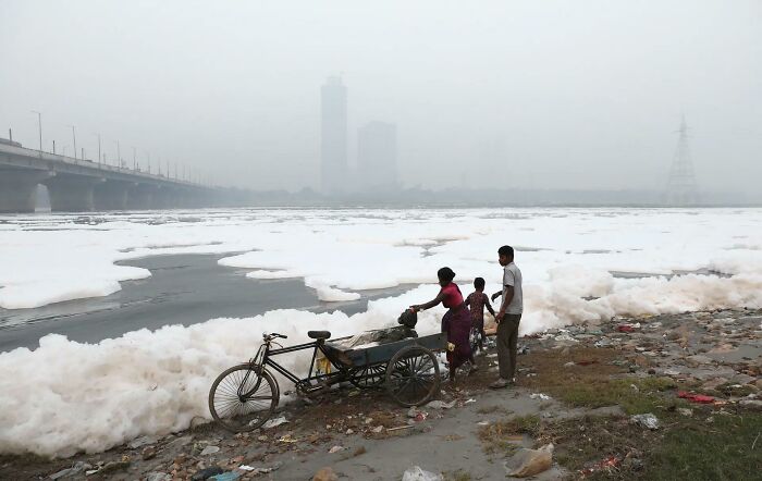Smog At The River In New Delhi - No, That Is Not Ice On The Water