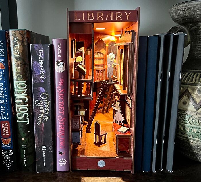 Craft A Tiny World Of Stories With This Mini Library Book Nook Kit