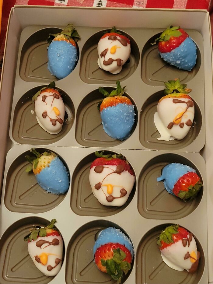 Someone Ordered These For My Mom For Christmas. Shari's Berries Charges $60 For Them