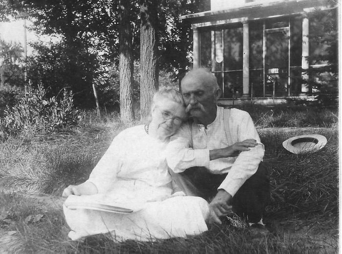 Flora And Sikes, 1905 - On The Back It Said "Love's Old Sweet Song" Flora And Sikes, 1905 - On The Back It Said "Love's Old Sweet Song"