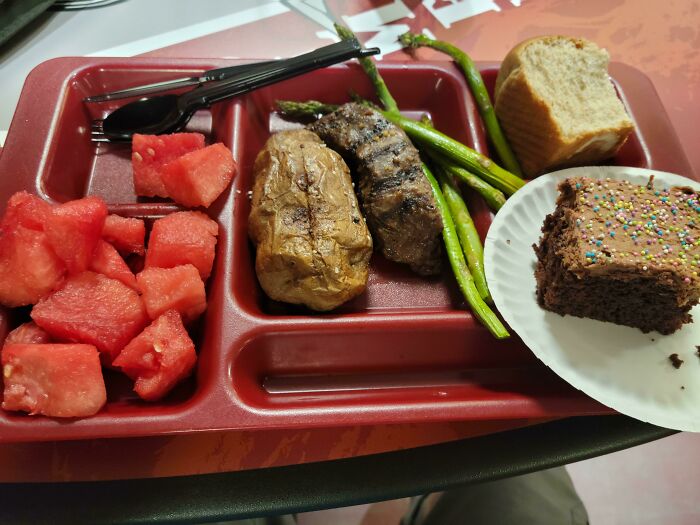School Lunch Was Epic Today. This Is A Public School In The US