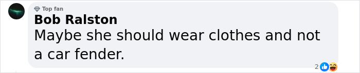 "Ratings, Here We Come": Katy Perry Holds Pillow And Hides Under Desk During Wardrobe Malfunction On Live Show "Ratings, Here We Come": Katy Perry Holds Pillow And Hides Under Desk During Wardrobe Malfunction On Live Show