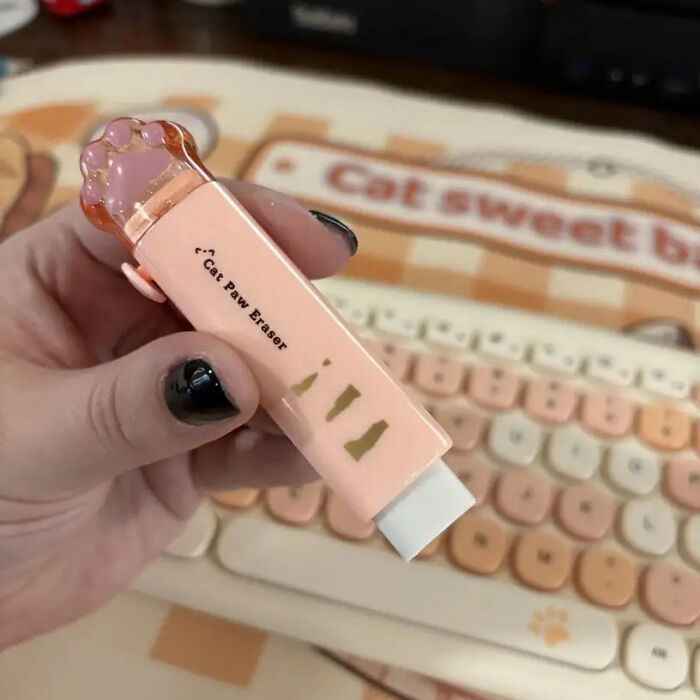 With A Push-Pull Cat Paw Eraser, Watch Mistakes Vanish And Cuteness Take Over Your Desk!