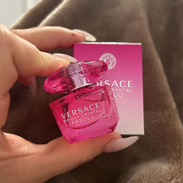Dazzle Your Bridesmaids With Versace Bright Crystal Absolu Mini Long Lasting Fragrance - Luxurious In Every Splash