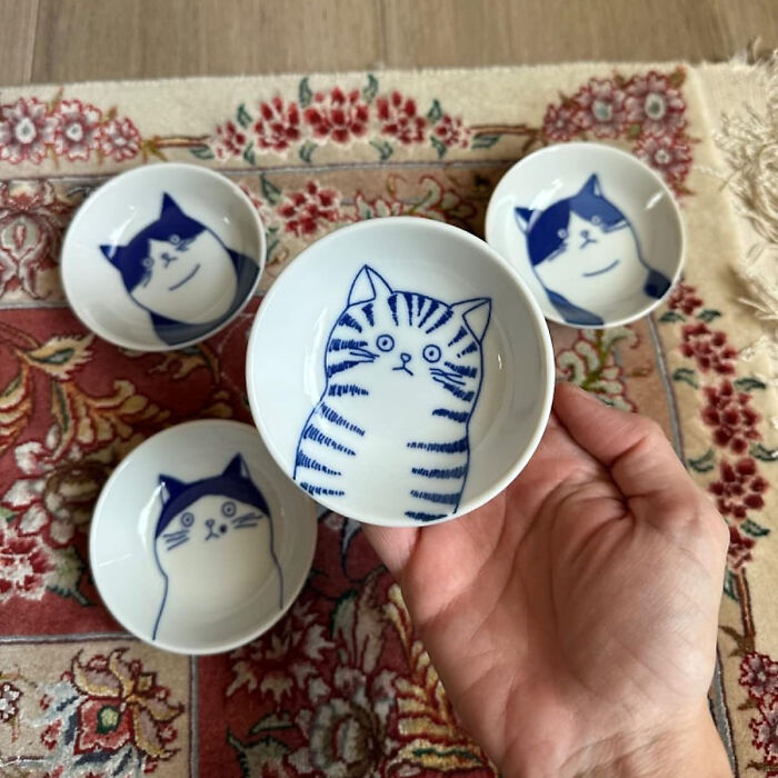 Cat Lover’s Tableware Dream - Adorable Japanese Cat Small Plates For Delightful Dining!