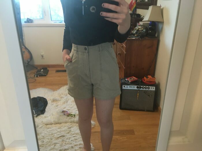 This Pair Of Shorts - The Pockets Are Huge!!!