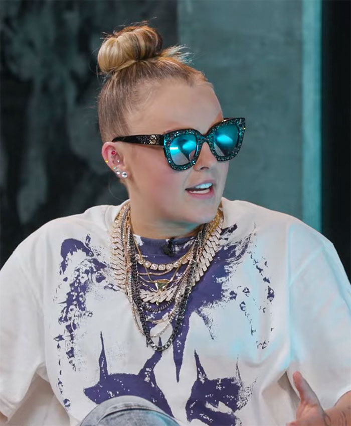 JoJo Siwa Slammed For Claiming She Invented New Genre Called “Gay Pop” In “Cringey” Interview