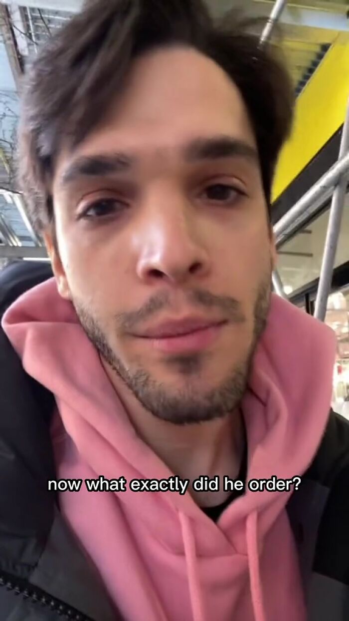 People Are Comparing This Man’s Detective Skills With The FBI’s As He Dissects A Censored Photo People Are Comparing This Man’s Detective Skills With The FBI’s As He Dissects A Censored Photo