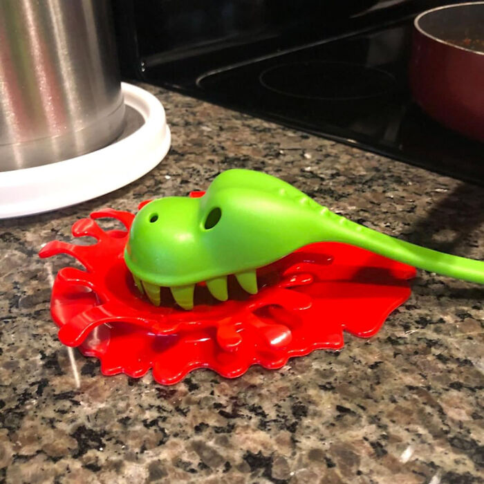 Make A Big Splash In The Kitchen With Ketchup-Shaped Spoon Rest