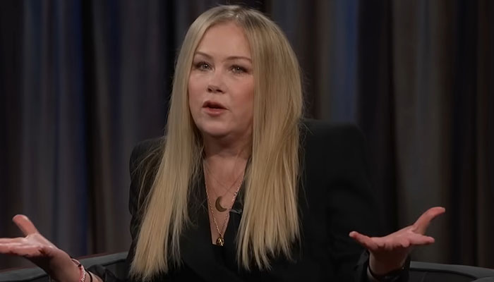 After Accidentally Eating Feces, Christina Applegate Gets Sapovirus And Has To Wear Diapers After Accidentally Eating Feces, Christina Applegate Gets Sapovirus And Has To Wear Diapers