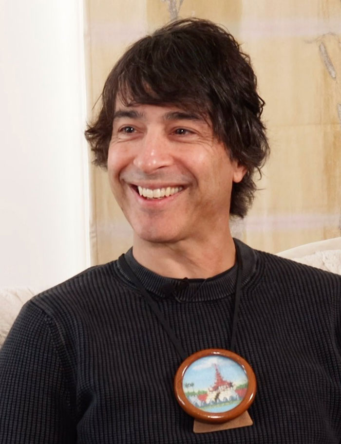 Fans Defend Comedian Who Kicked Mom And Baby Out Of Show For Disrupting It Fans Defend Comedian Who Kicked Mom And Baby Out Of Show For Disrupting It