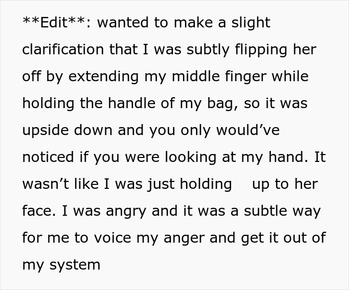 Woman Invades Personal Space On A Plane, Flier Comes Up With A Genius Plan To Get Back At Her Woman Invades Personal Space On A Plane, Flier Comes Up With A Genius Plan To Get Back At Her