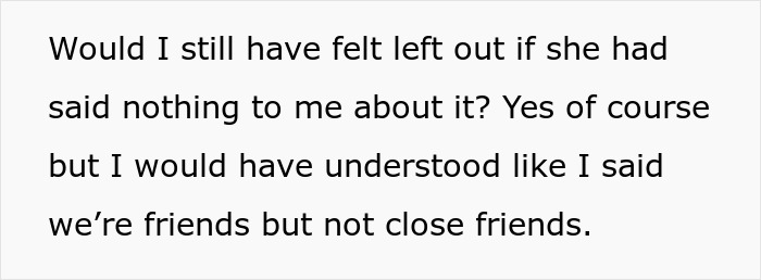 Woman Loses It Realizing Friend Had Invited Everyone But Her To Wedding, Leaves Group Chat Woman Loses It Realizing Friend Had Invited Everyone But Her To Wedding, Leaves Group Chat