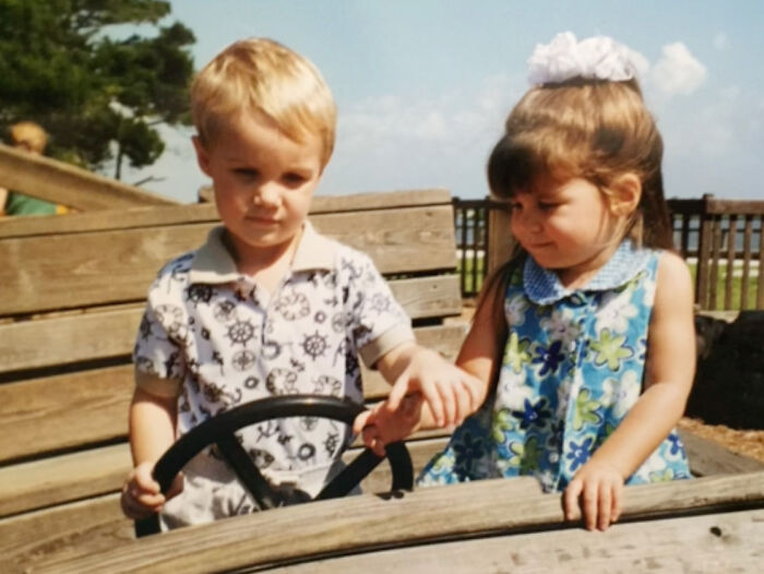 Besties Who Fell Pregnant At The Same Time Had Their Wish Come True After Their Kids Got Married Besties Who Fell Pregnant At The Same Time Had Their Wish Come True After Their Kids Got Married