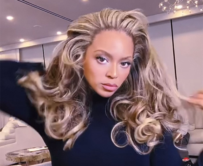Beyoncé Shows Off Natural Hair And Shuts Down Haters In New Wash Day Video