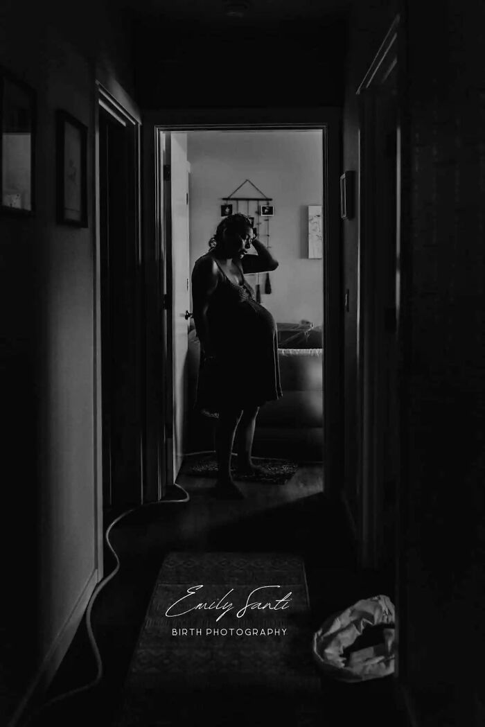 Best In Labor: Black & White: "In The Shadows", Emily Santi , United States