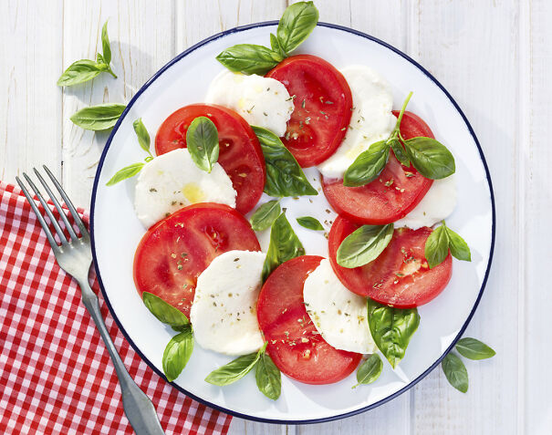 caprese-salad-buyourtour.jpg