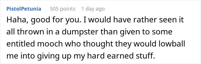 Woman Refuses To Buy Previous Tenant's Stuff, Hoping She'll Leave It Anyway, Comes To Regret It Woman Refuses To Buy Previous Tenant's Stuff, Hoping She'll Leave It Anyway, Comes To Regret It
