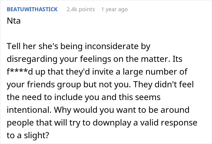 Woman Loses It Realizing Friend Had Invited Everyone But Her To Wedding, Leaves Group Chat Woman Loses It Realizing Friend Had Invited Everyone But Her To Wedding, Leaves Group Chat