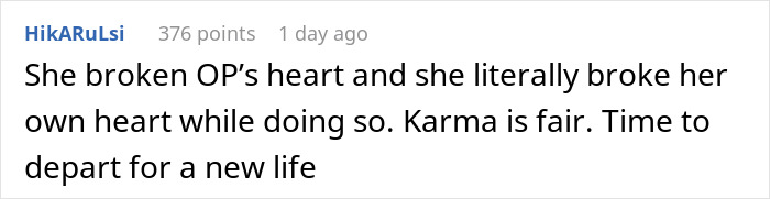 Man Rushes To The Hospital After His Wife Has A Heart Attack, Finds His “Friend” There Man Rushes To The Hospital After His Wife Has A Heart Attack, Finds His “Friend” There