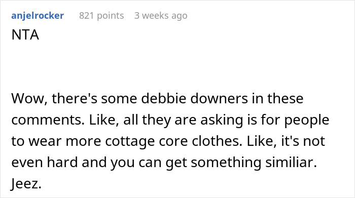 Nerdy Couple Wants A Fantasy Wedding, Guests Say They're Uncomfortable With The Theme Nerdy Couple Wants A Fantasy Wedding, Guests Say They're Uncomfortable With The Theme