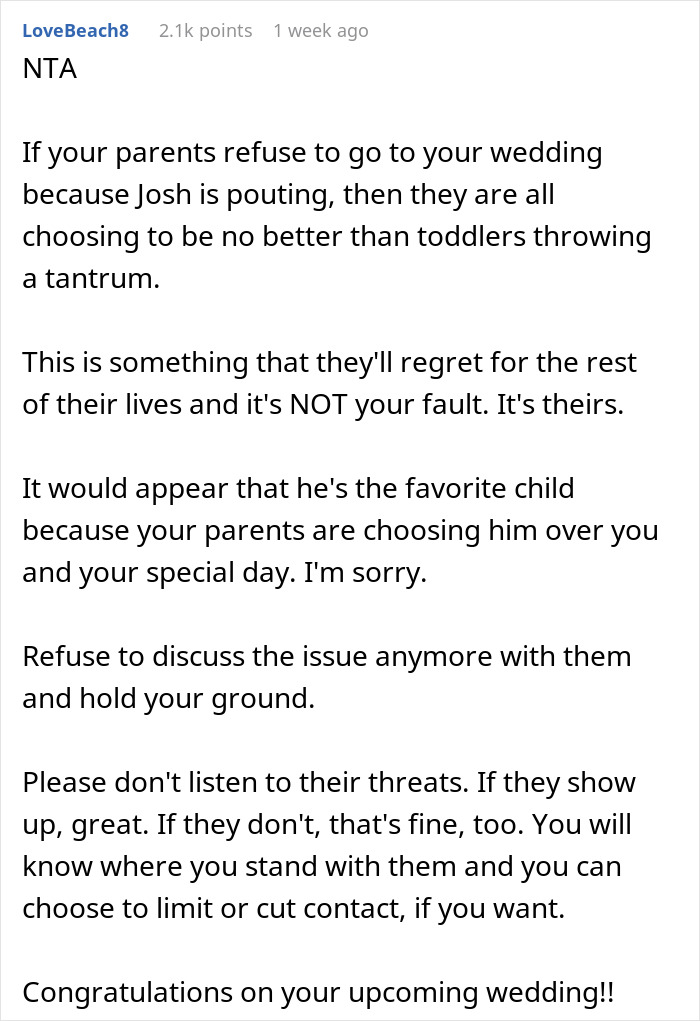"I Called Him A Hypocrite": Guy Makes Snide Remarks Over Sister's Childfree Wedding, Is Called Out "I Called Him A Hypocrite": Guy Makes Snide Remarks Over Sister's Childfree Wedding, Is Called Out