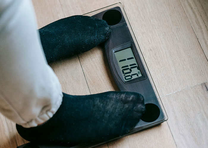 Doctors Puzzle How Person Gained 40lbs, See Them Fiddling With Tic-Tacs: “They're 0 Calories” Doctors Puzzle How Person Gained 40lbs, See Them Fiddling With Tic-Tacs: “They're 0 Calories”