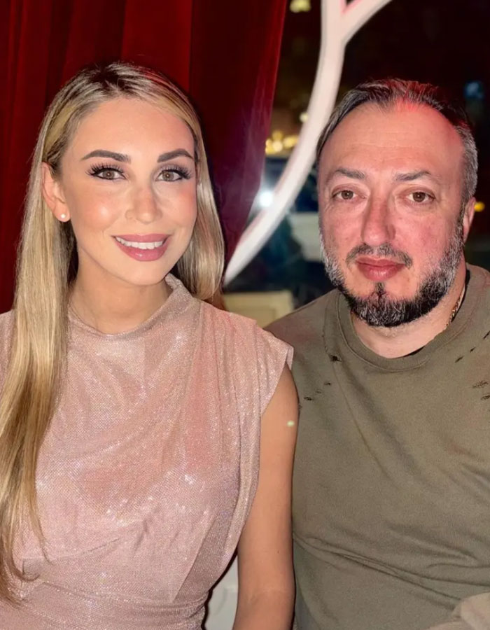 "Where's The Law?": Squatters Sue Couple After "Breaking Into" Their NY Home "Where's The Law?": Squatters Sue Couple After "Breaking Into" Their NY Home