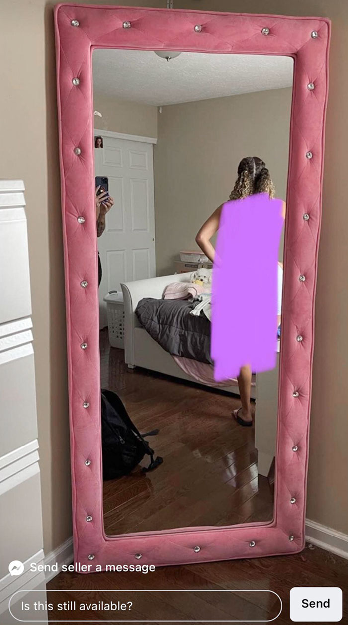 I Can’t Wait 30 Seconds For The Naked Person To Get Out Of The Reflection, I Need To Get This Mirror Sold
