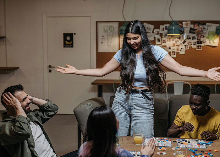 Game Over: New Owner Takes Loyal Clients For Granted, Watches His Store Fall Apart Game Over: New Owner Takes Loyal Clients For Granted, Watches His Store Fall Apart