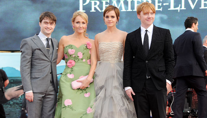 “I Love Daniel Radcliffe and Emma Watson Even More Now”: HP Fans Take Sides After J.K. Rowling's Rant “I Love Daniel Radcliffe and Emma Watson Even More Now”: HP Fans Take Sides After J.K. Rowling's Rant