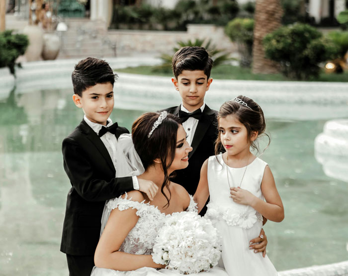 "I Called Him A Hypocrite": Guy Makes Snide Remarks Over Sister's Childfree Wedding, Is Called Out "I Called Him A Hypocrite": Guy Makes Snide Remarks Over Sister's Childfree Wedding, Is Called Out