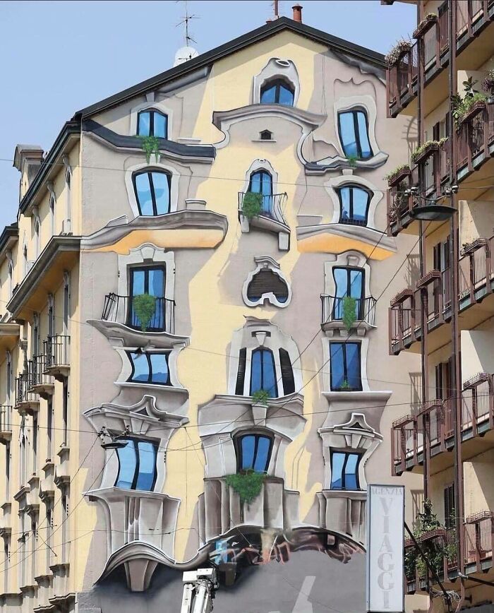 Street Art In Italy