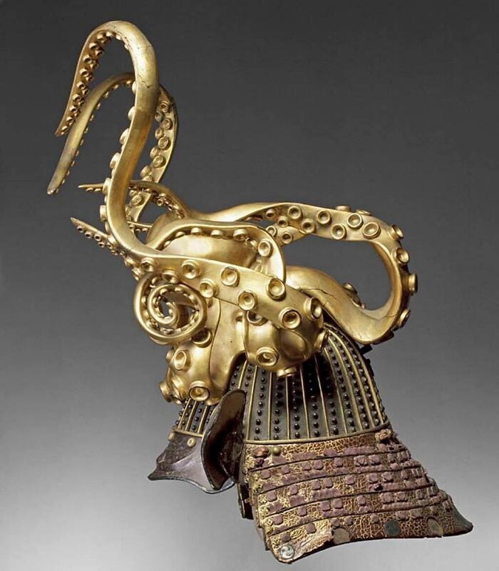 Casco de samurái en forma de pulpo, siglo XVIII
