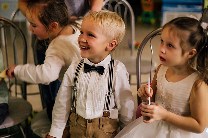Kid Exclusion From Weddings Stirs Up Heated Discussion After Influencer Shares Her Thoughts Kid Exclusion From Weddings Stirs Up Heated Discussion After Influencer Shares Her Thoughts
