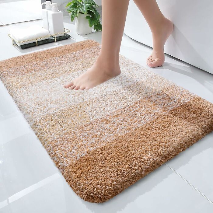 Step Onto Luxury With A Bath Rug: Your Soft Touch For Cozy Bathroom Comfort