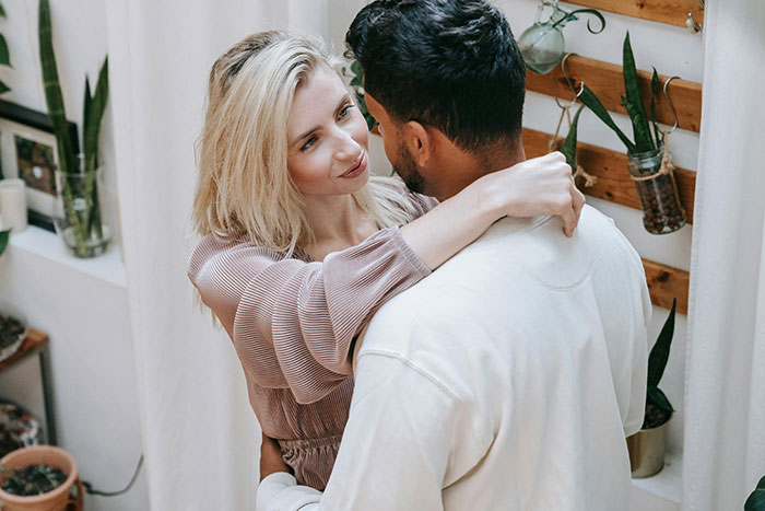 People With 10/10 Partners Are Sharing What It's Like To Date Them