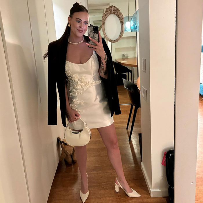 Megan Fox Defends 'Love Is Blind' Star Chelsea For Saying She Looks Like The Actress's Doppelganger Megan Fox Defends 'Love Is Blind' Star Chelsea For Saying She Looks Like The Actress's Doppelganger