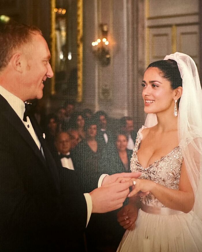Salma Hayek, Who Rejected Husband’s Proposal Twice, Marks 15th Anniversary With Rare Wedding Pics