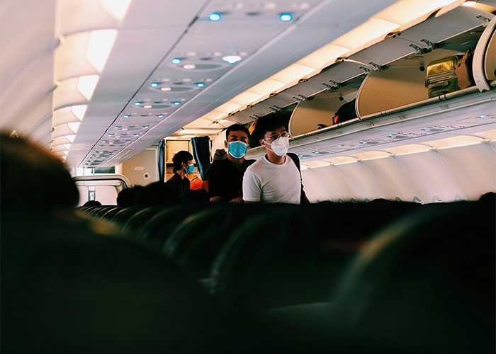 Woman Invades Personal Space On A Plane, Flier Comes Up With A Genius Plan To Get Back At Her Woman Invades Personal Space On A Plane, Flier Comes Up With A Genius Plan To Get Back At Her