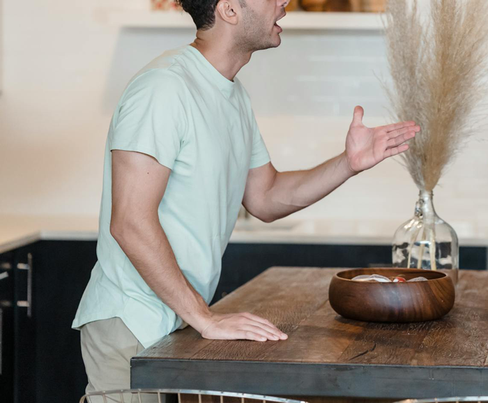 Man Rushes To The Hospital After His Wife Has A Heart Attack, Finds His “Friend” There Man Rushes To The Hospital After His Wife Has A Heart Attack, Finds His “Friend” There