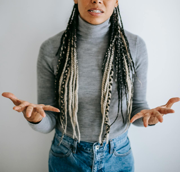 Entitled Mom Steals ‘Golden Double Stuff’ Oreo Pack From Man’s Cart In Parking Lot, Drama Ensues Entitled Mom Steals ‘Golden Double Stuff’ Oreo Pack From Man’s Cart In Parking Lot, Drama Ensues