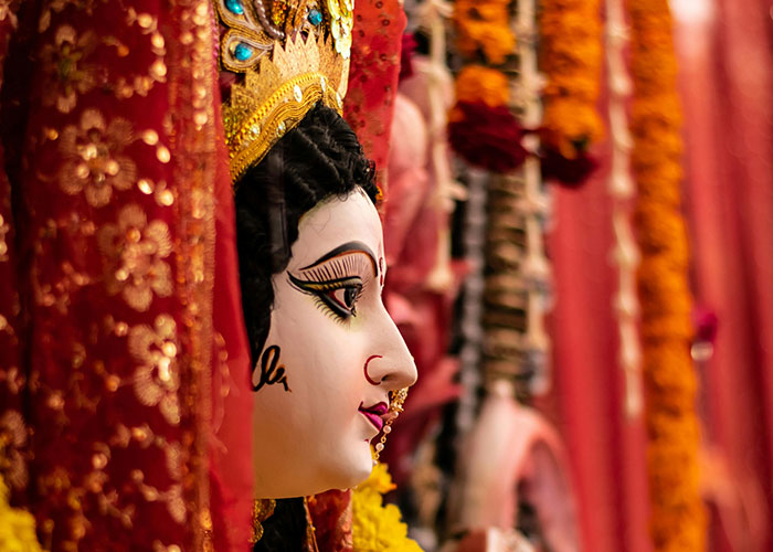 30 Folks Speculate What They’d Do If Given Immortality, But Also Sent Back 3,000 Years Back