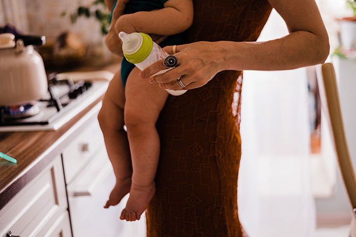 “AITA For Kicking SIL Out After She Threw Away Most Of My Single-Use Baby Products & Formula?”