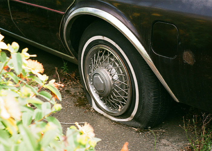 “Welcome To Pennsylvania, Here’s Your Flat Tire”: 50 Iconic Things That Define US States