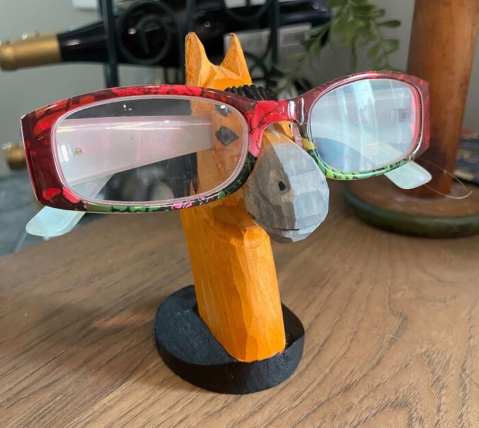 Handcrafted Horse Eyeglass Holder: Your Specs Deserve A Purr-Fect Resting Spot