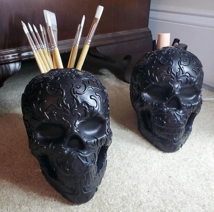Stay Organized In Gothic Style With A Black Skull Stationery Holder!