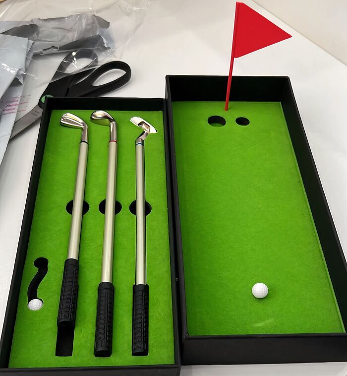 Golf Pen Desktop Game - The Perfect Office Break-Time Distraction!