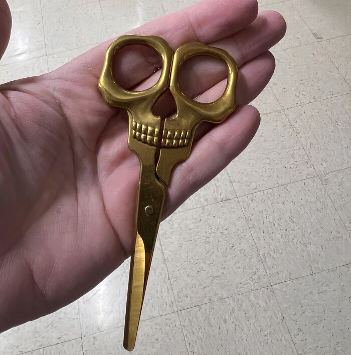 Skull-Cessory Alert: Gold Scissors For The Ultimate Office Glam!