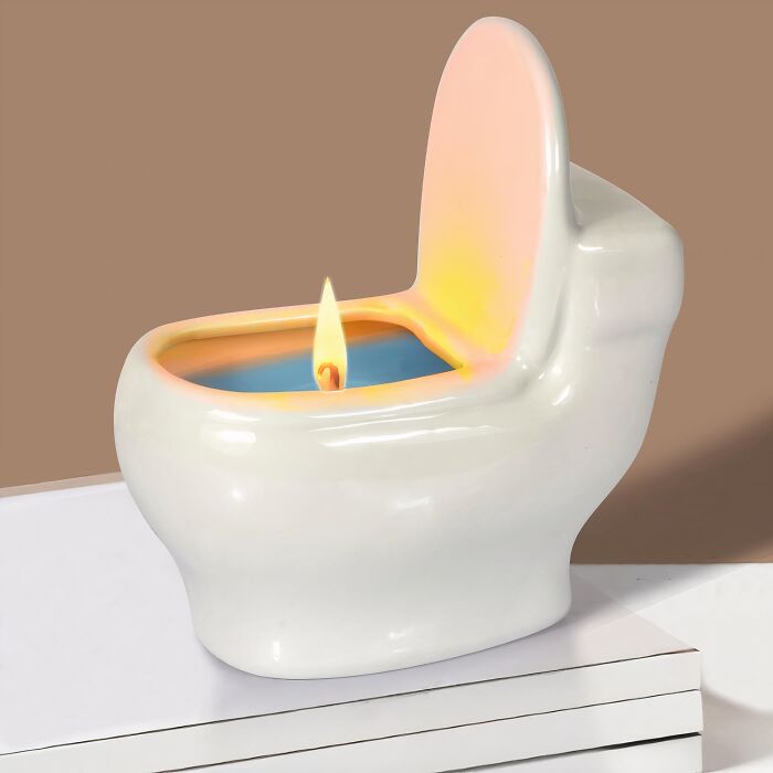 This Hillarious Toilet Candle Is Abso-Loo-Tly A Must-Have For Your Bathroom